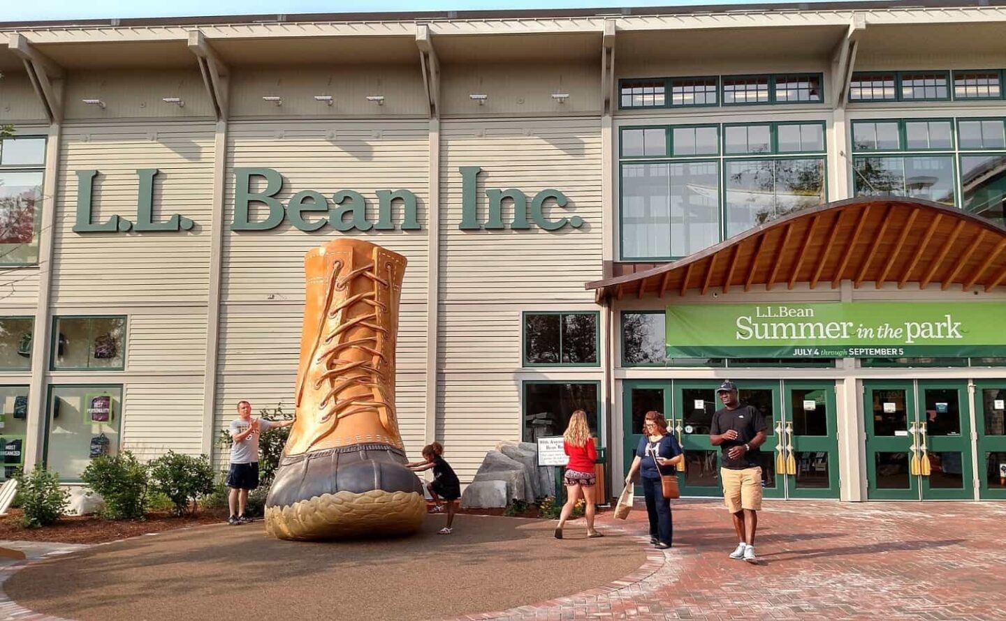 Giant boot outside of the L.L. Bean store in Freeport, Maine.